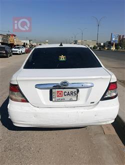 بي واي دي F3